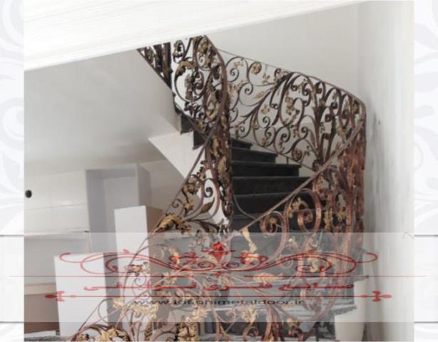 درب فلزی پاركینگ