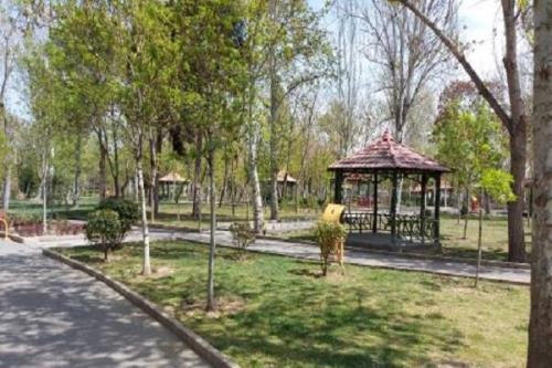 تابستانی پرنشاط برای خانواده ها در بوستان بزرگ بعثت